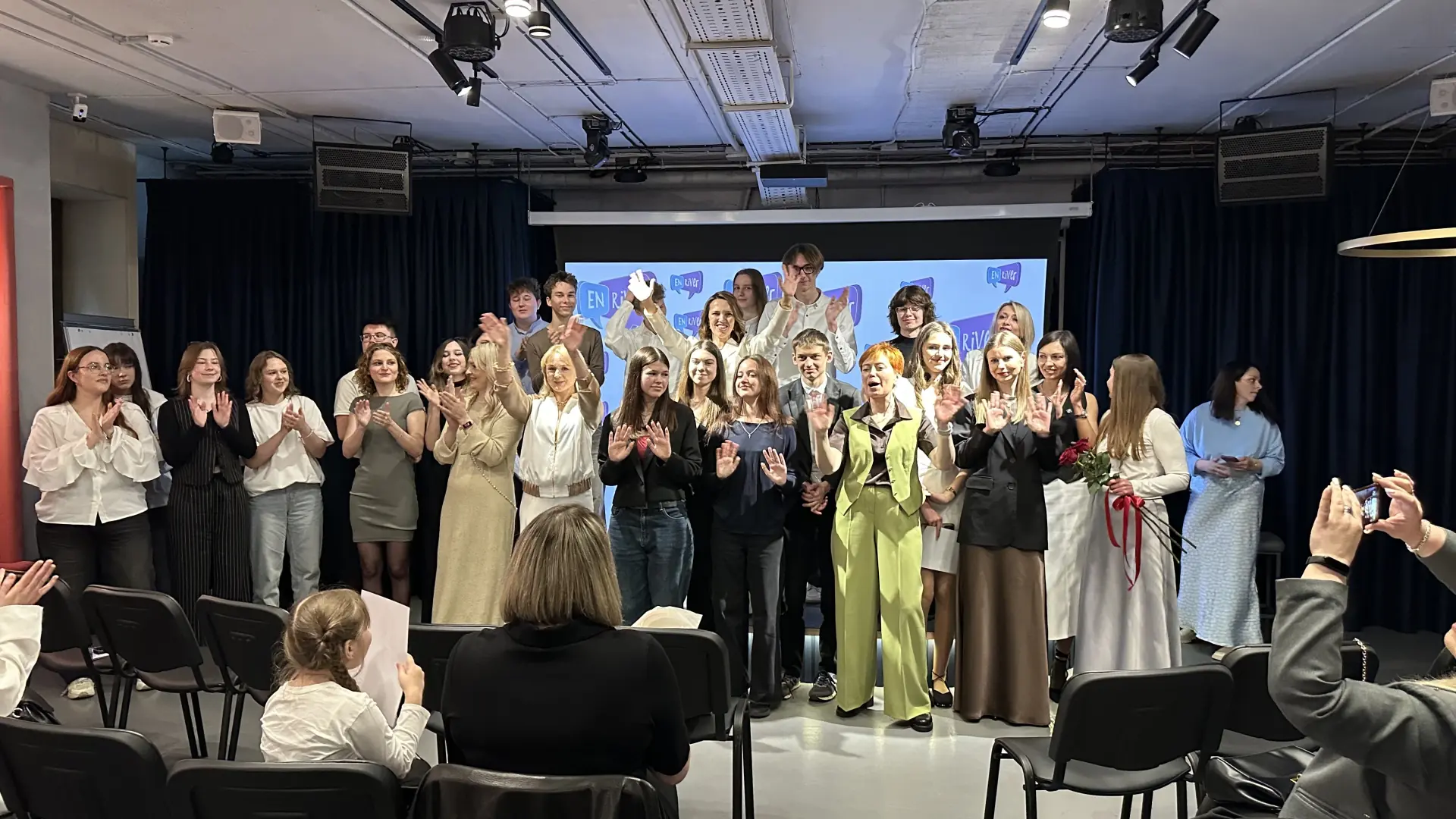 🎓 Выпускной в EnRiver: 33 истории успеха, море эмоций и гордости!